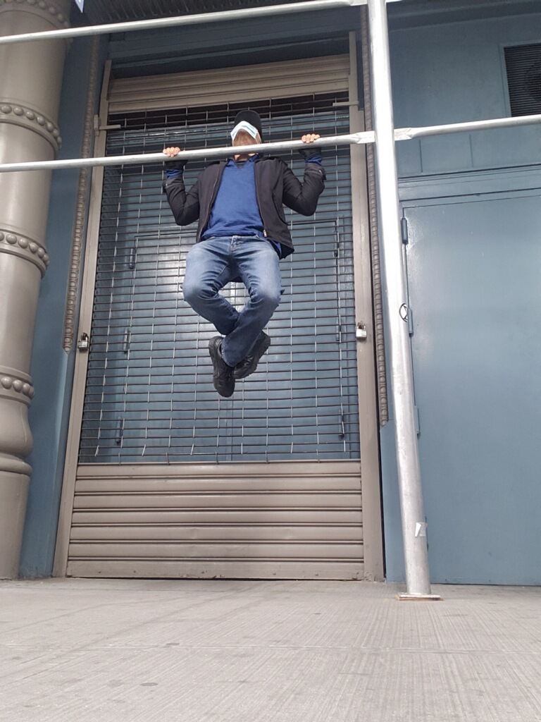 Art Deco Column Pull Up